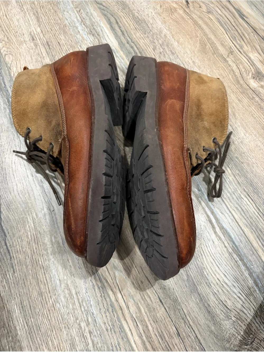 Johnston & Murphy Brown Suede and Leather Chukka Boots